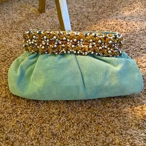 Brand New Adorable Wilson’s Leather Maxima SUEDE and sequin purse! No tags